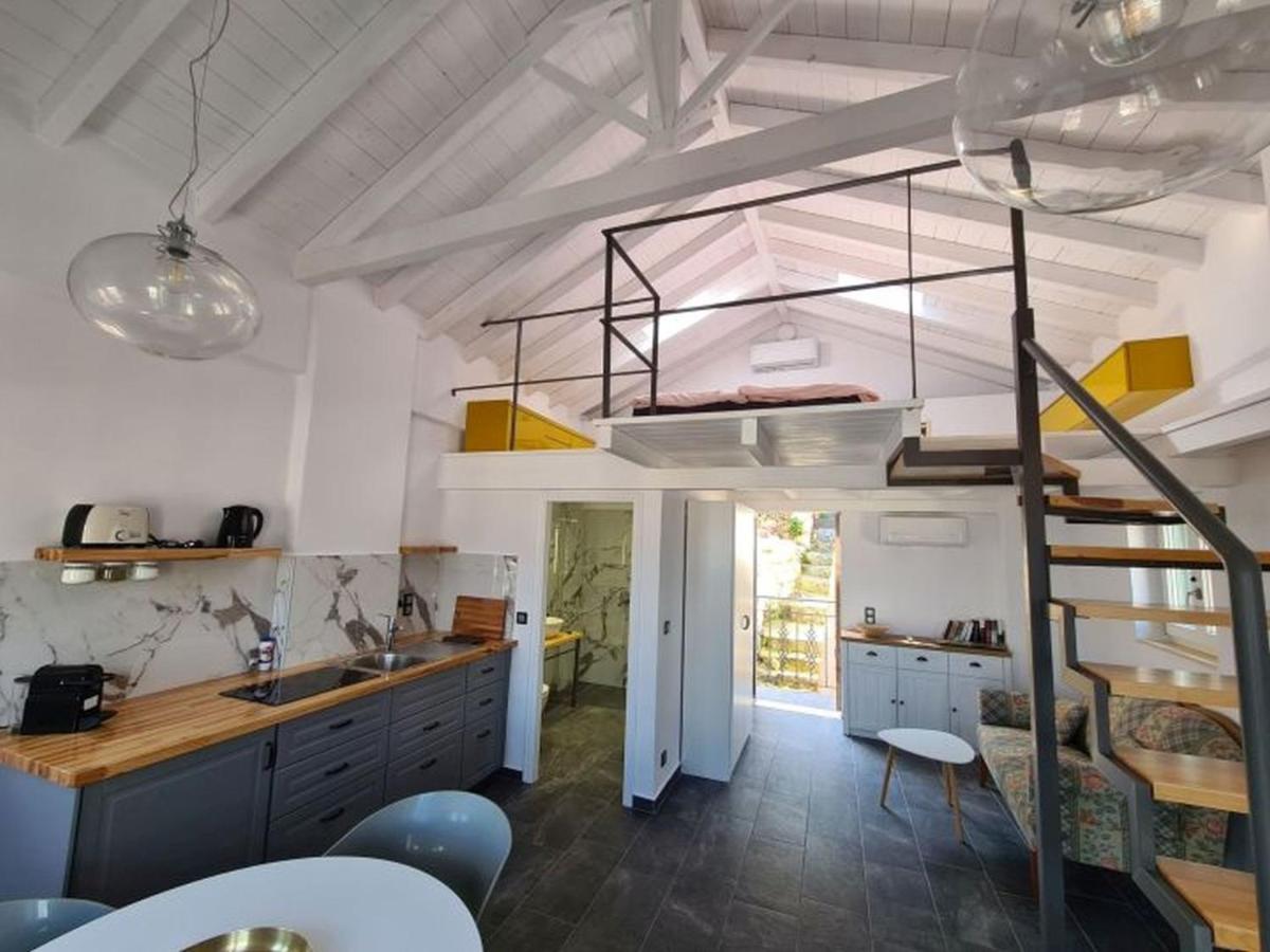 Gythio Townhouse Apartamento Exterior foto