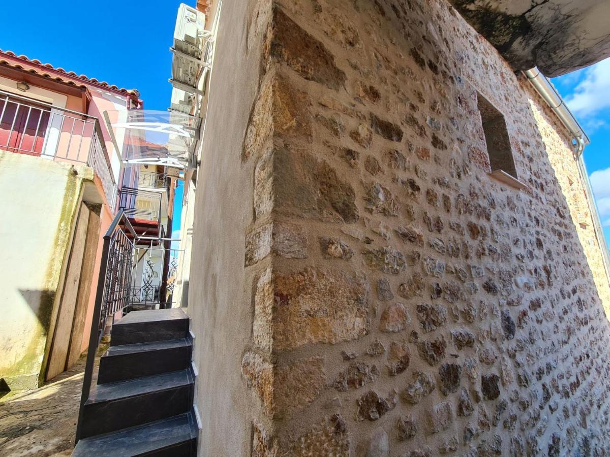 Gythio Townhouse Apartamento Exterior foto